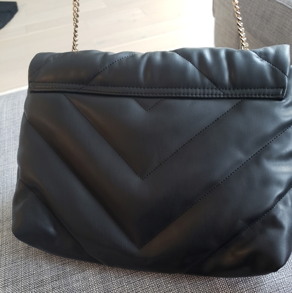 ZARA faux leather pillow chevron bag, black with gold hardware - Picture 7 of 7